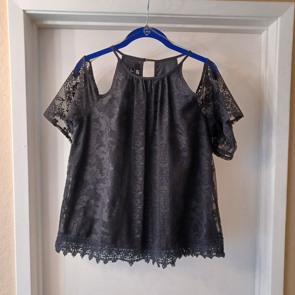 Black lace open shoulder blouse - Size M